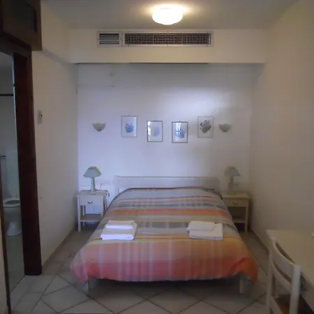 Electra Apartamento Khórto